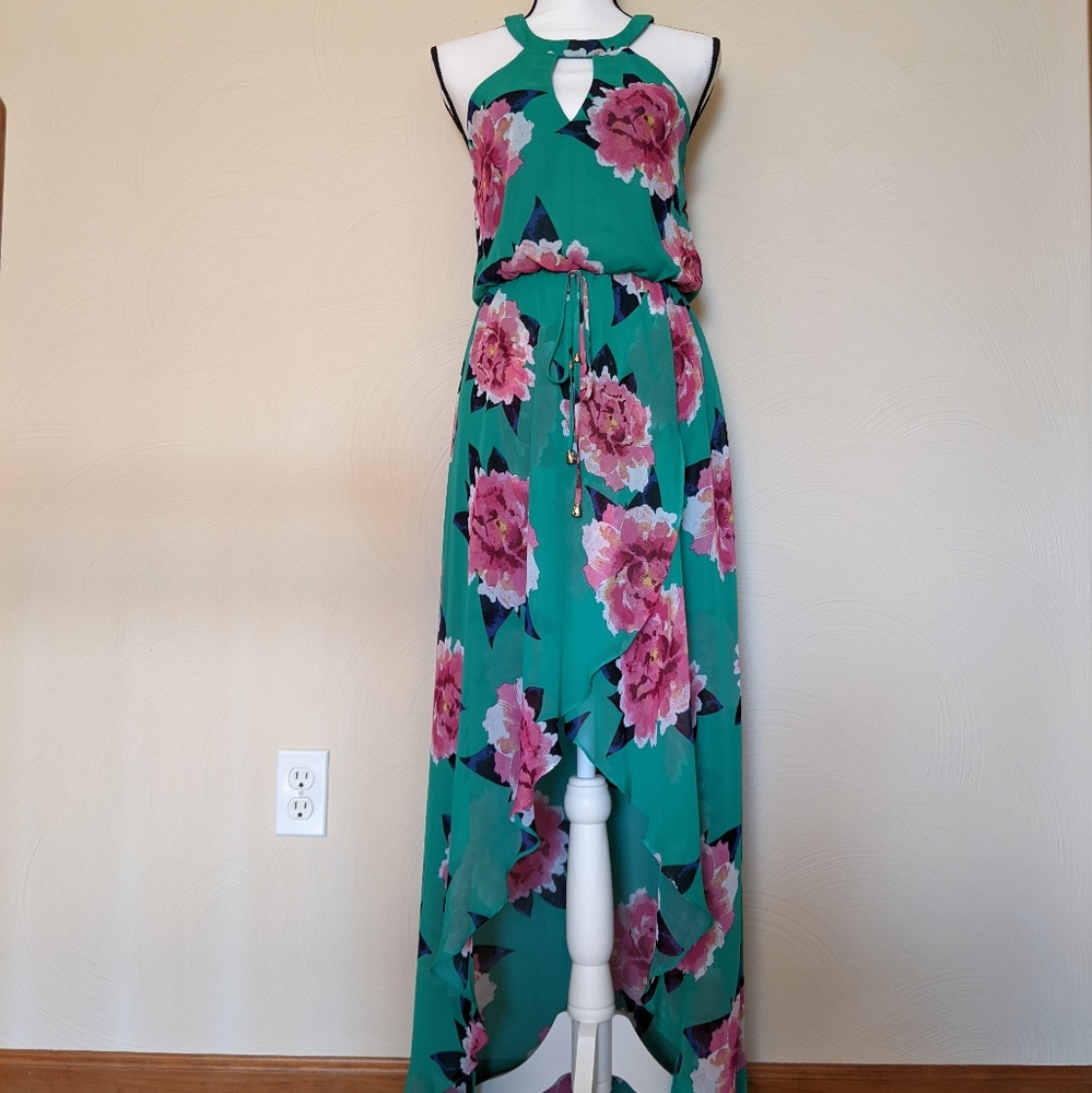 NWOT Women's City Studio Fully Lined Green Floral High Low Dress